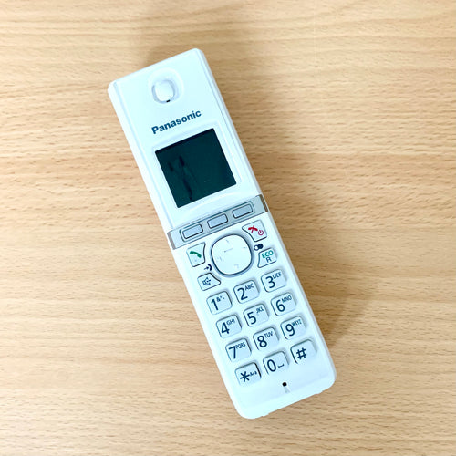 PANASONIC KX-TGA805E CORDLESS PHONE WHITE- REPLACEMENT SPARE ADDITIONAL HANDSET